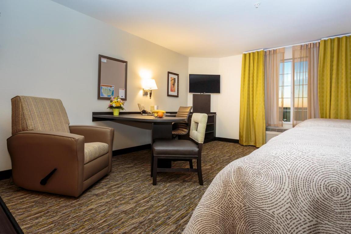 Candlewood Suites Sidney By Ihg Ngoại thất bức ảnh