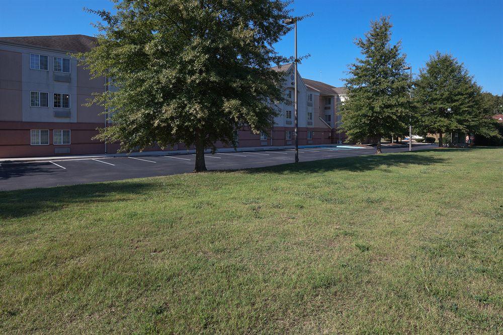 Candlewood Suites Sidney By Ihg Ngoại thất bức ảnh